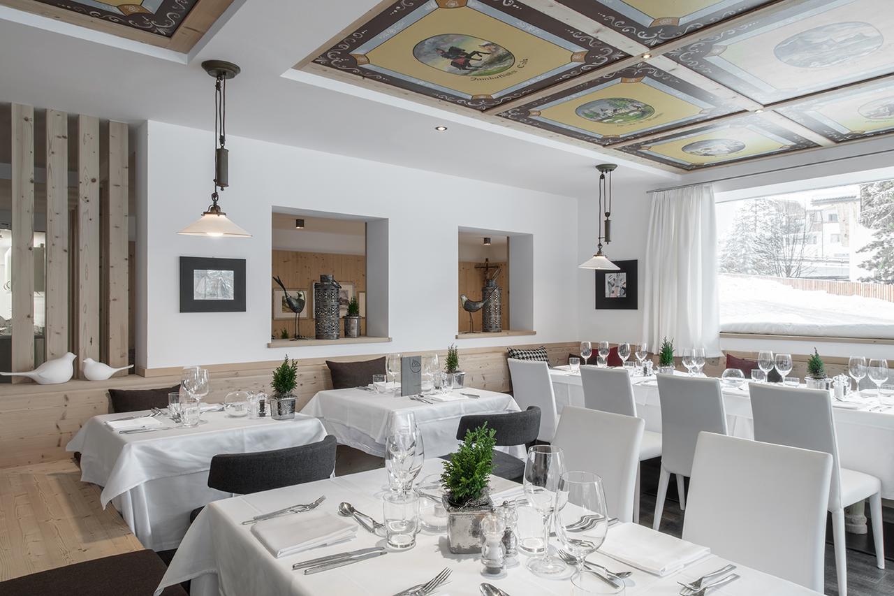Hotel Conturines San Cassiano  Extérieur photo